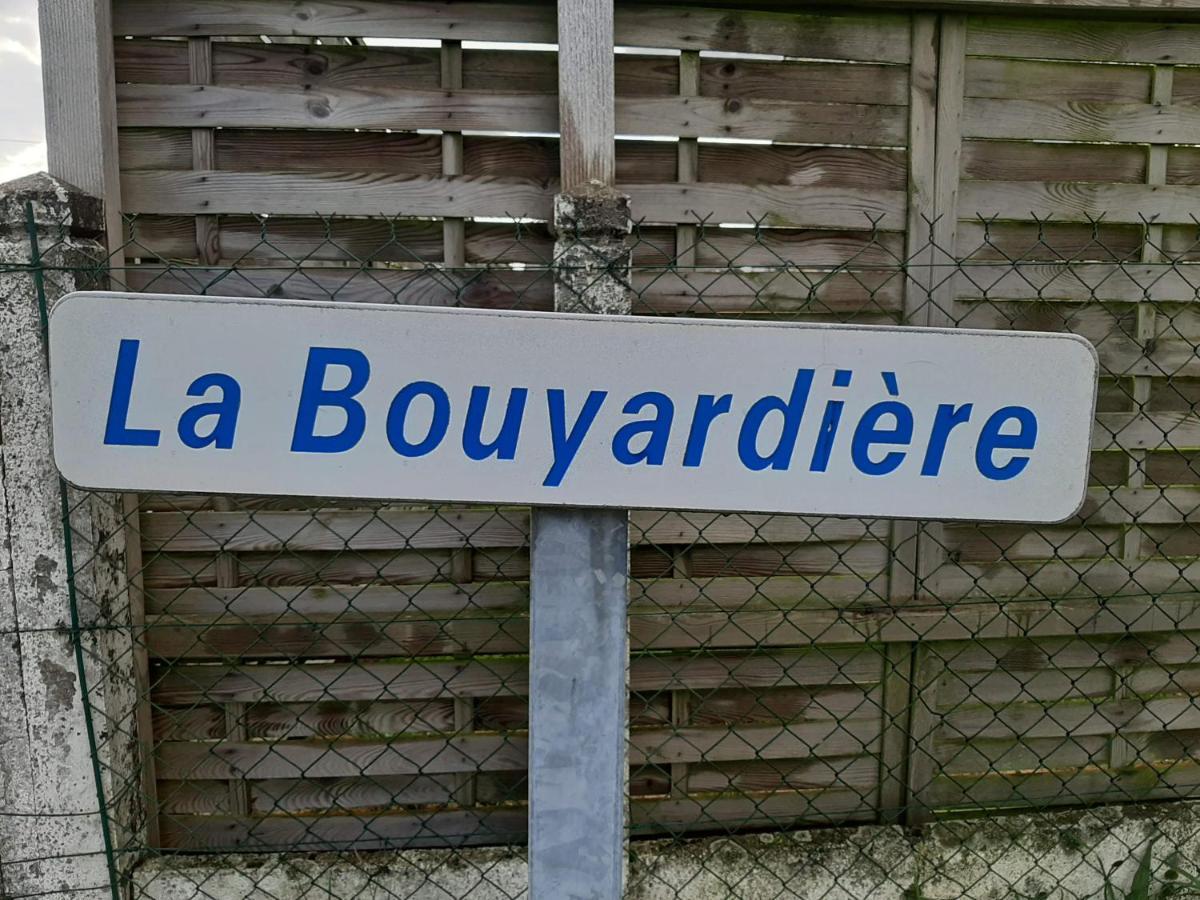 La Bouyardiere Saint-Mars-d'Egrenne Eksteriør billede